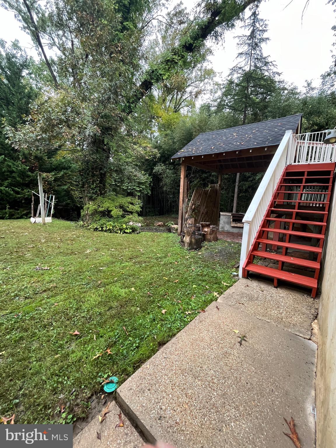 7814 Ridgewood Drive Annandale, VA 22003 - Photo 25 of 51