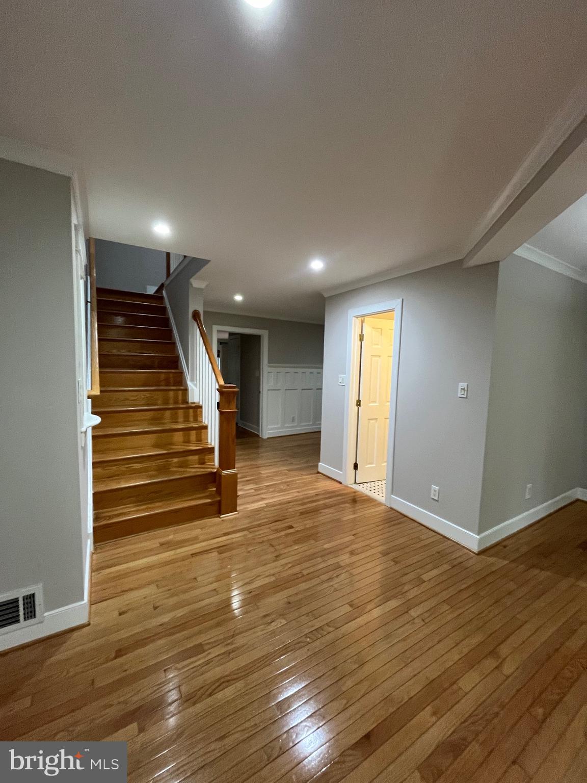 7814 Ridgewood Drive Annandale, VA 22003 - Photo 36 of 51