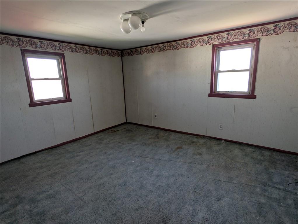 414 Middle Avenue Allison, PA 15413 - Photo 12 of 16