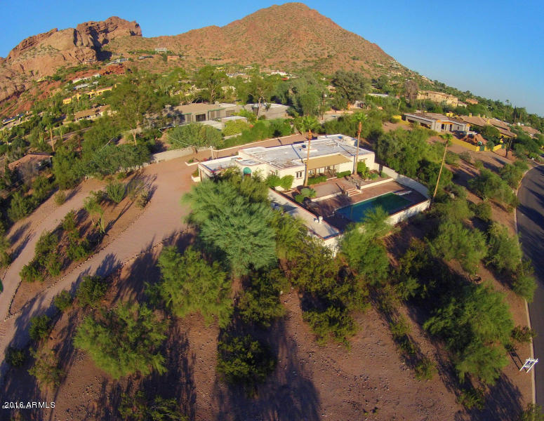 5111 North Camelhead Road Phoenix, AZ 85018 - Photo 1 of 34 Mountain view 1