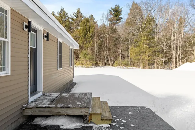 $459,000 | 46 Lower Pratt Pond Road, New Ipswich, NH 03071