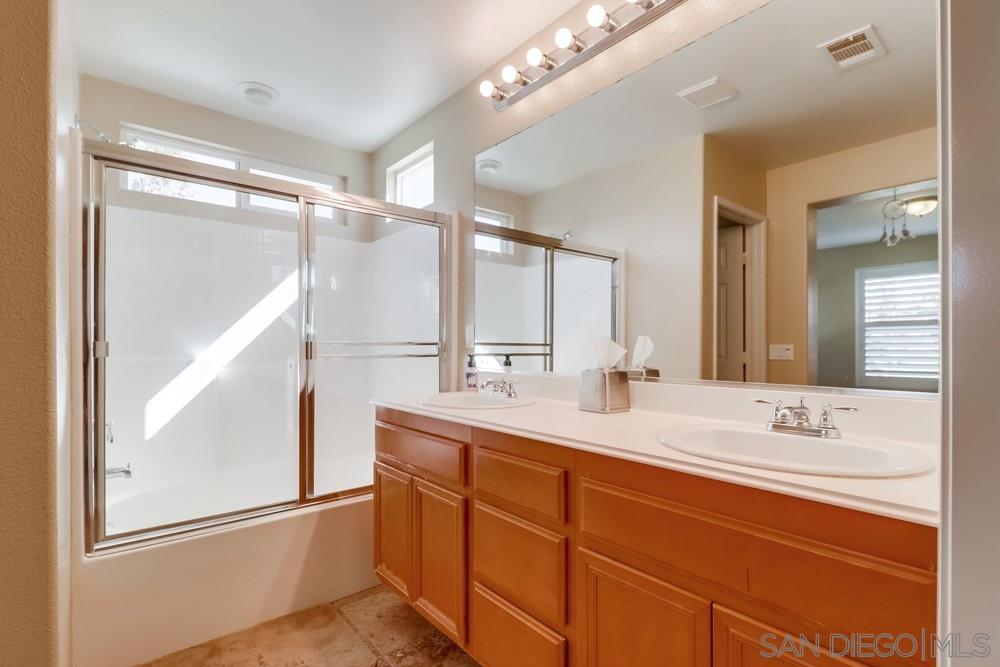 1881 Wolf Canyon Loop Chula Vista, CA 91913 - Photo 17 of 25