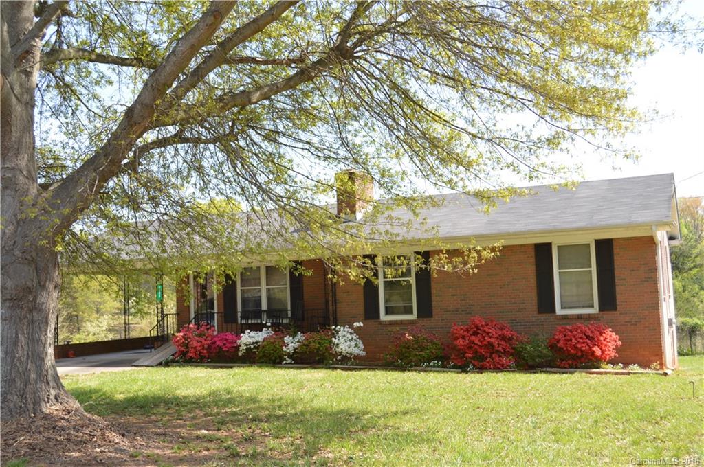 1909 Southside Road Lincolnton, NC 28092 - Photo 2 of 18 Gallery Image 2