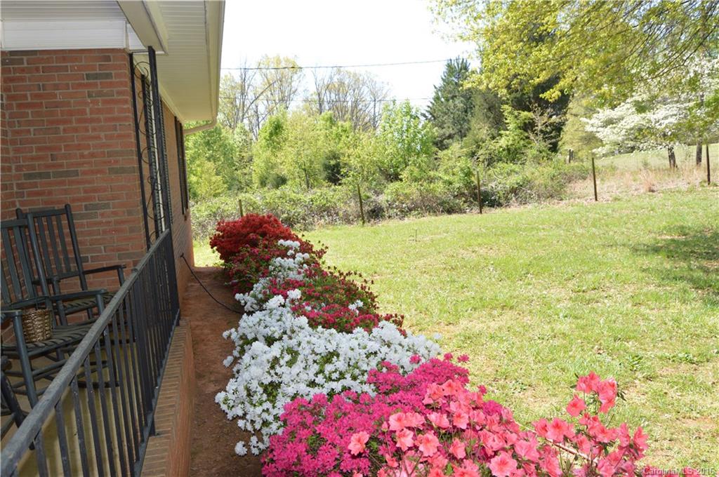 1909 Southside Road Lincolnton, NC 28092 - Photo 3 of 18 Gallery Image 3