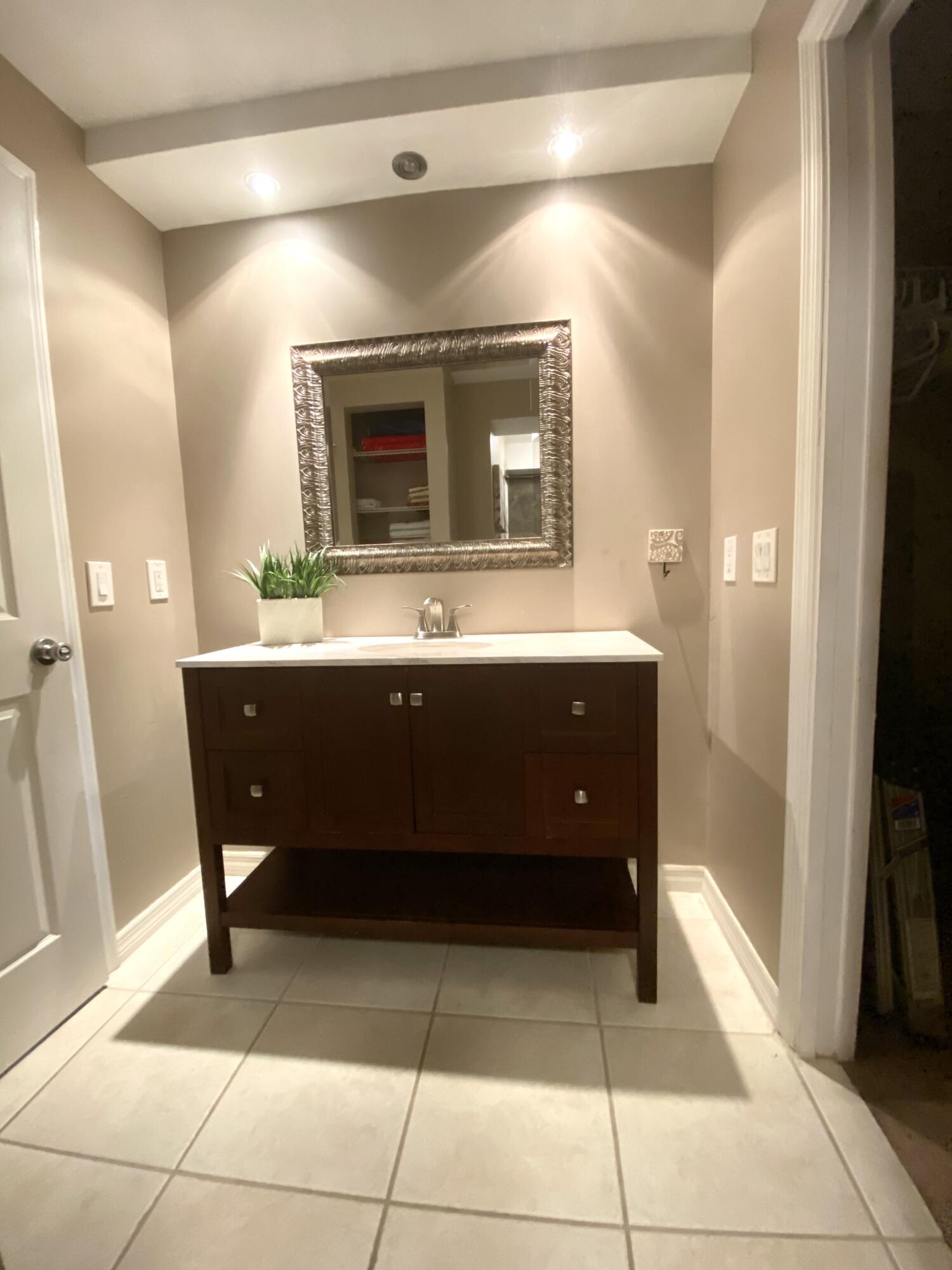 6 Royal Palm Way, Unit 203 Boca Raton, FL 33432 - Photo 18 of 37 IMG_0041