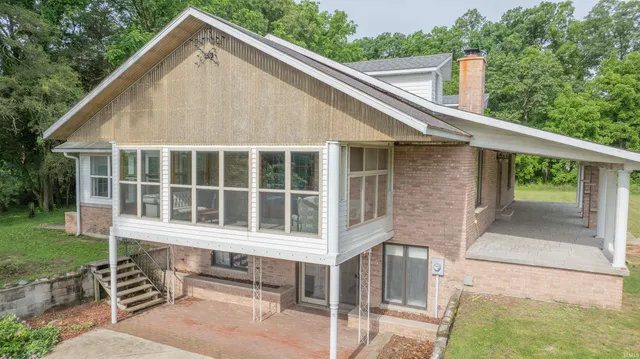 $370,000 | 815 South Toto Road, North Judson, IN 46366
