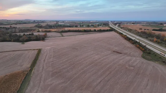 $1 | 85.44-acres 85.44-acres Spoonwood Lane, Cuba City, WI 53807