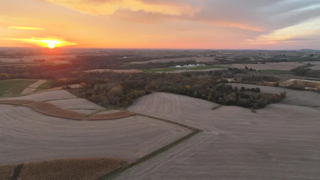 $1 | 85.44-acres 85.44-acres Spoonwood Lane, Cuba City, WI 53807