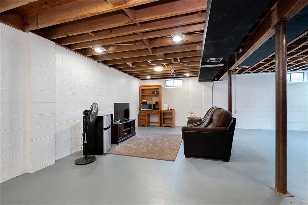 2847 North Cumberland Road Indianapolis, IN 46229 - Photo 23 of 30 Gallery Image 23