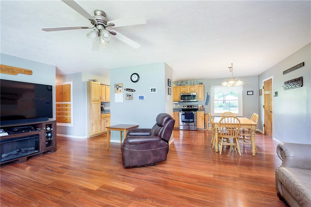 2847 North Cumberland Road Indianapolis, IN 46229 - Photo 6 of 30 Gallery Image 6