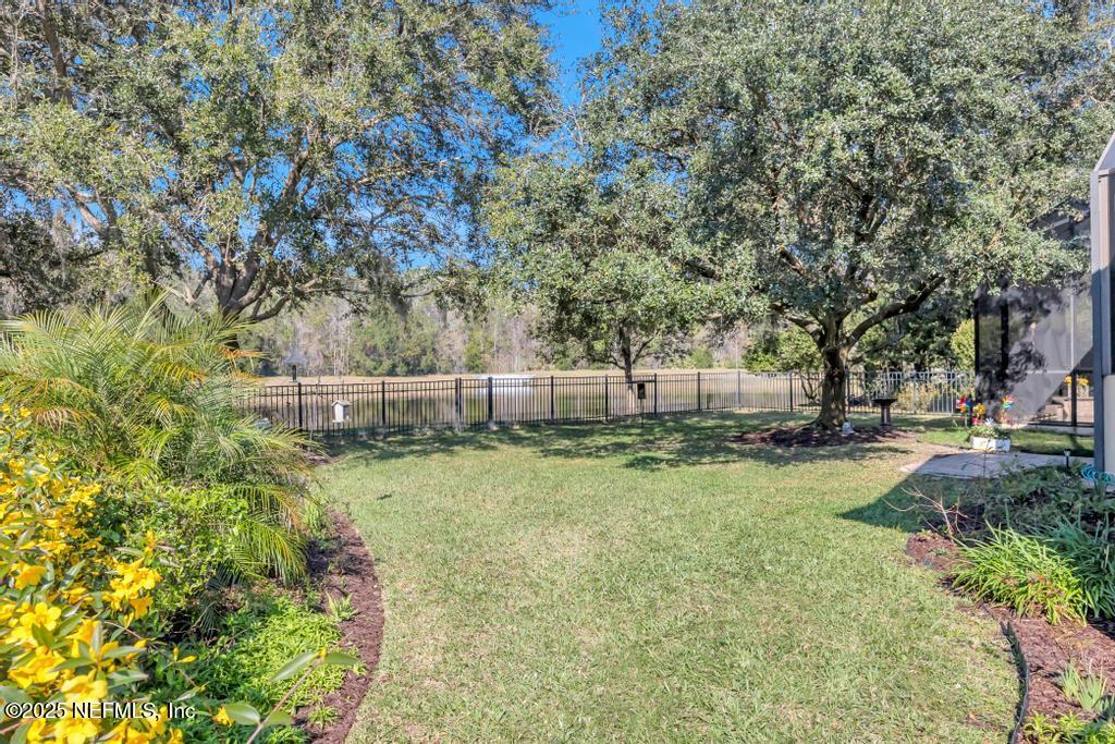 233 Pinehurst Pointe Drive St. Augustine, FL 32092 - Photo 55 of 73 233 Pinehurst Pointe Dr-44
