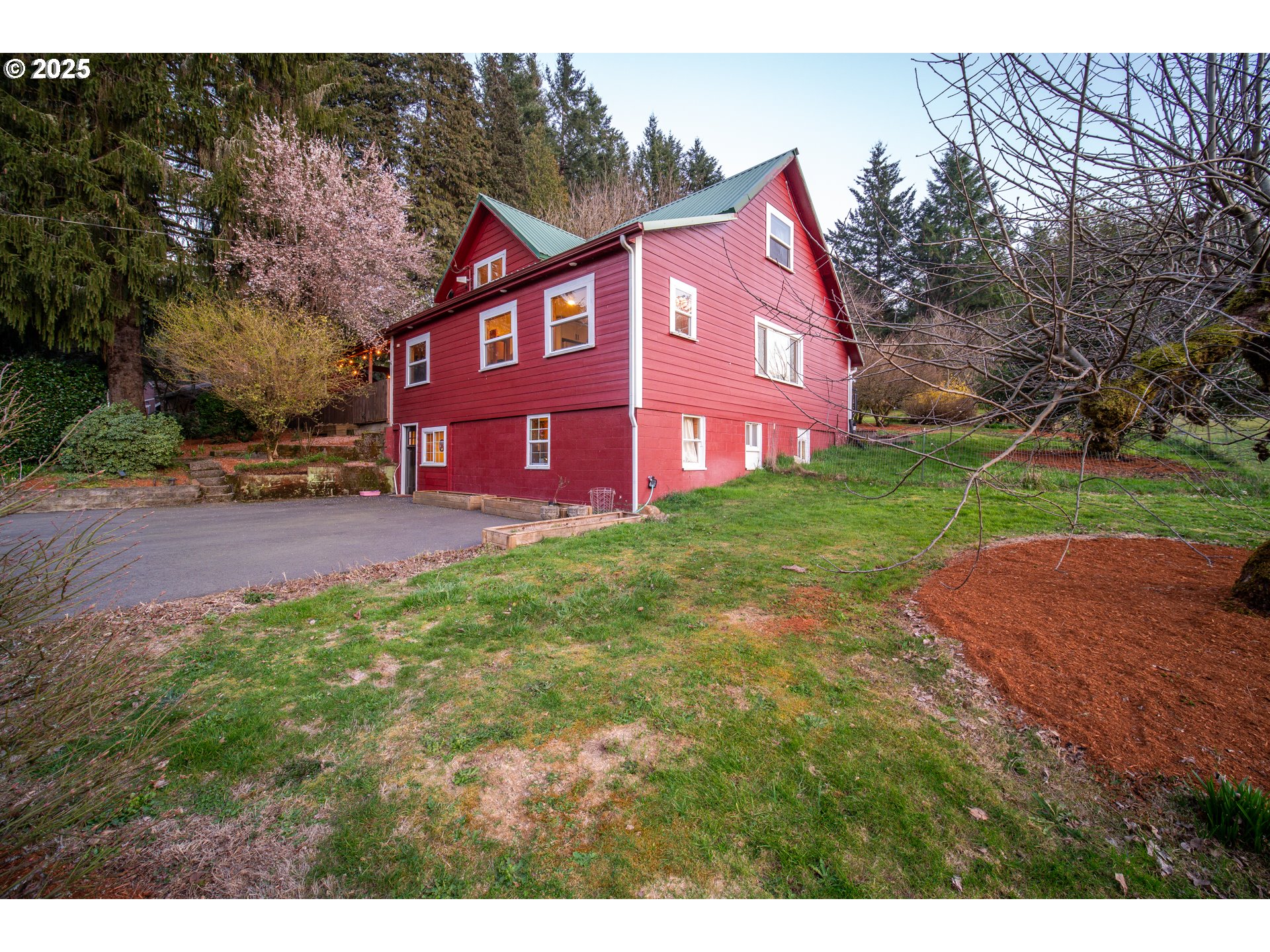13505 Northeast Grantham Road La Center, WA 98629 - Photo 2 of 29 a view of a yard in front of a house