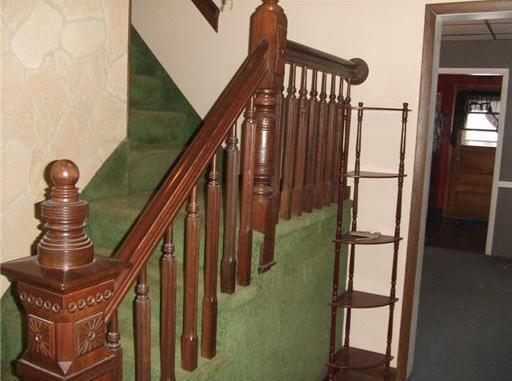 303 3rd Street Butler, PA 16001 - Photo 13 of 14 Entry/Foyer.