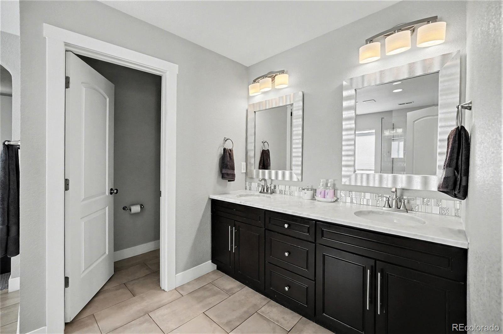 9985 West 32nd Avenue Wheat Ridge, CO 80033 - Photo 18 of 36