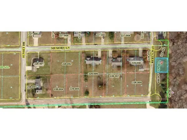 $3,500 | 54 Meadow Hills Lane, McLeansboro, IL 62859