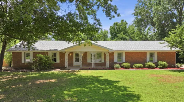 $359,000 | 1666 East Richmond Street, Springfield, MO 65804