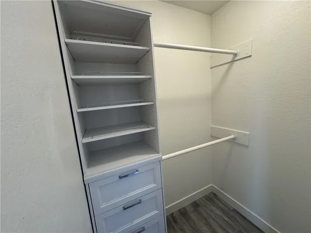 a house view with a outdoor space