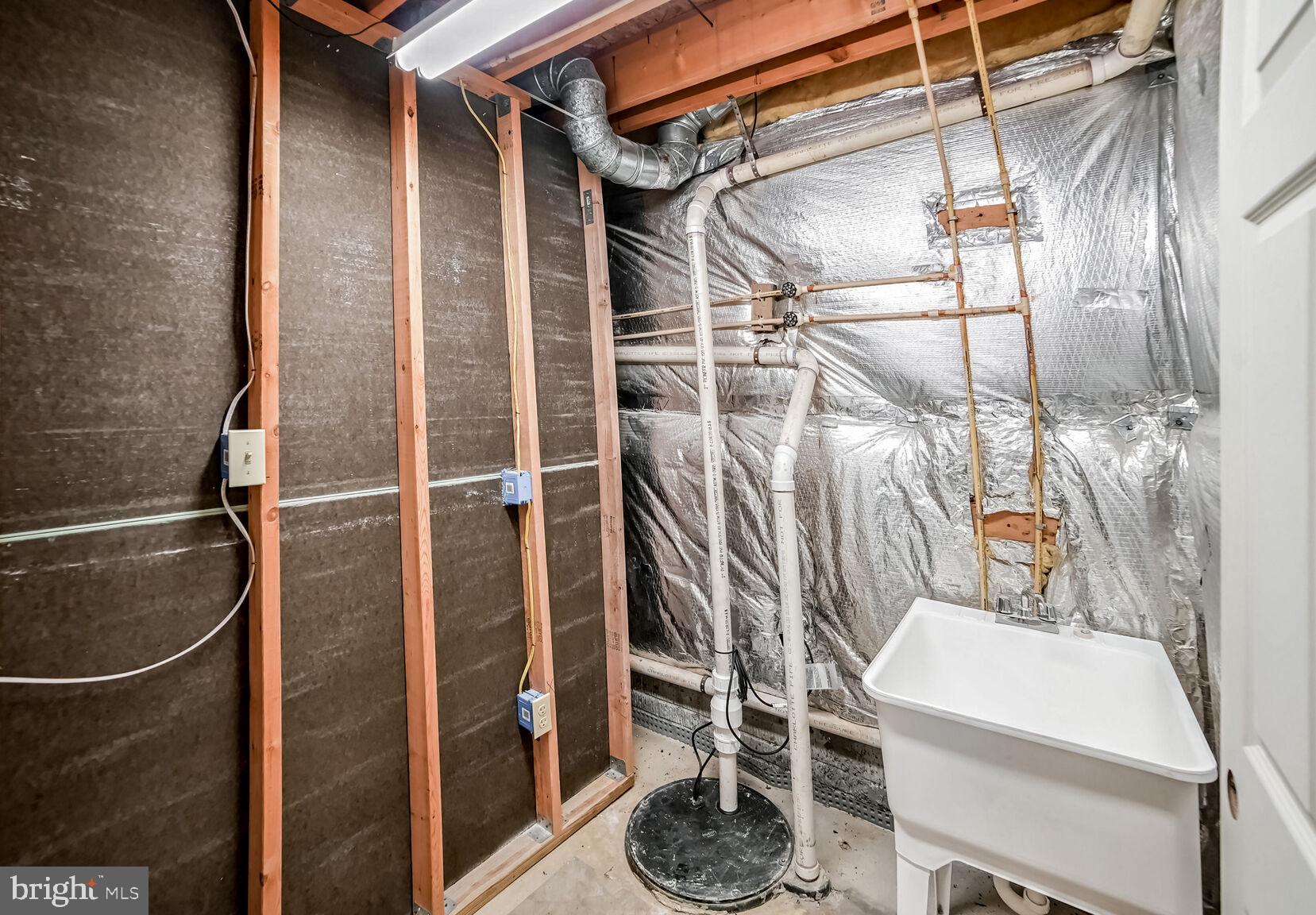 6108 Hunt Club Road Elkridge, MD 21075 - Photo 28 of 30 Utility room