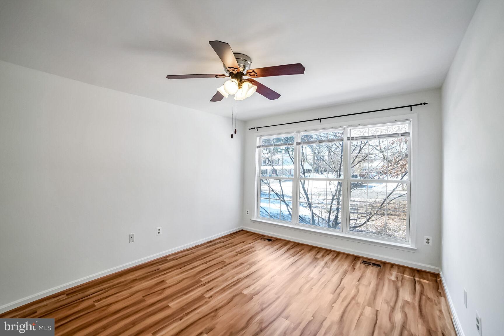 6108 Hunt Club Road Elkridge, MD 21075 - Photo 10 of 30 Primary bedroom with large windows