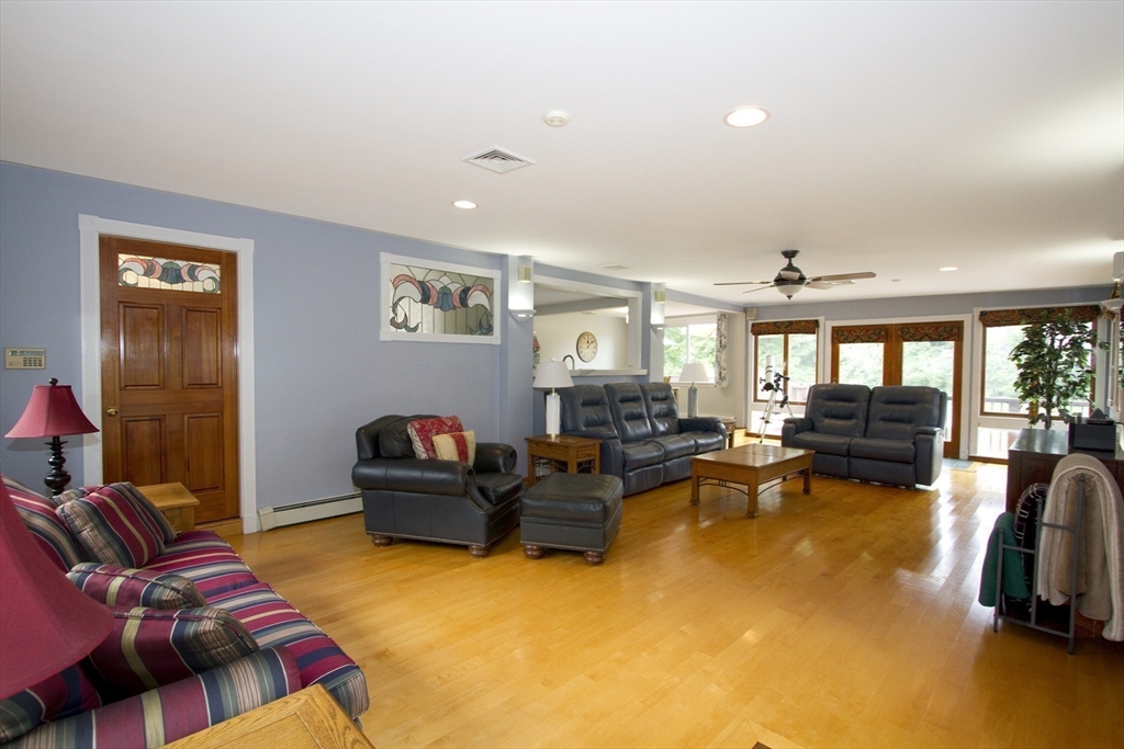 4 Johns Avenue Middleton, MA 01949 - Photo 24 of 36