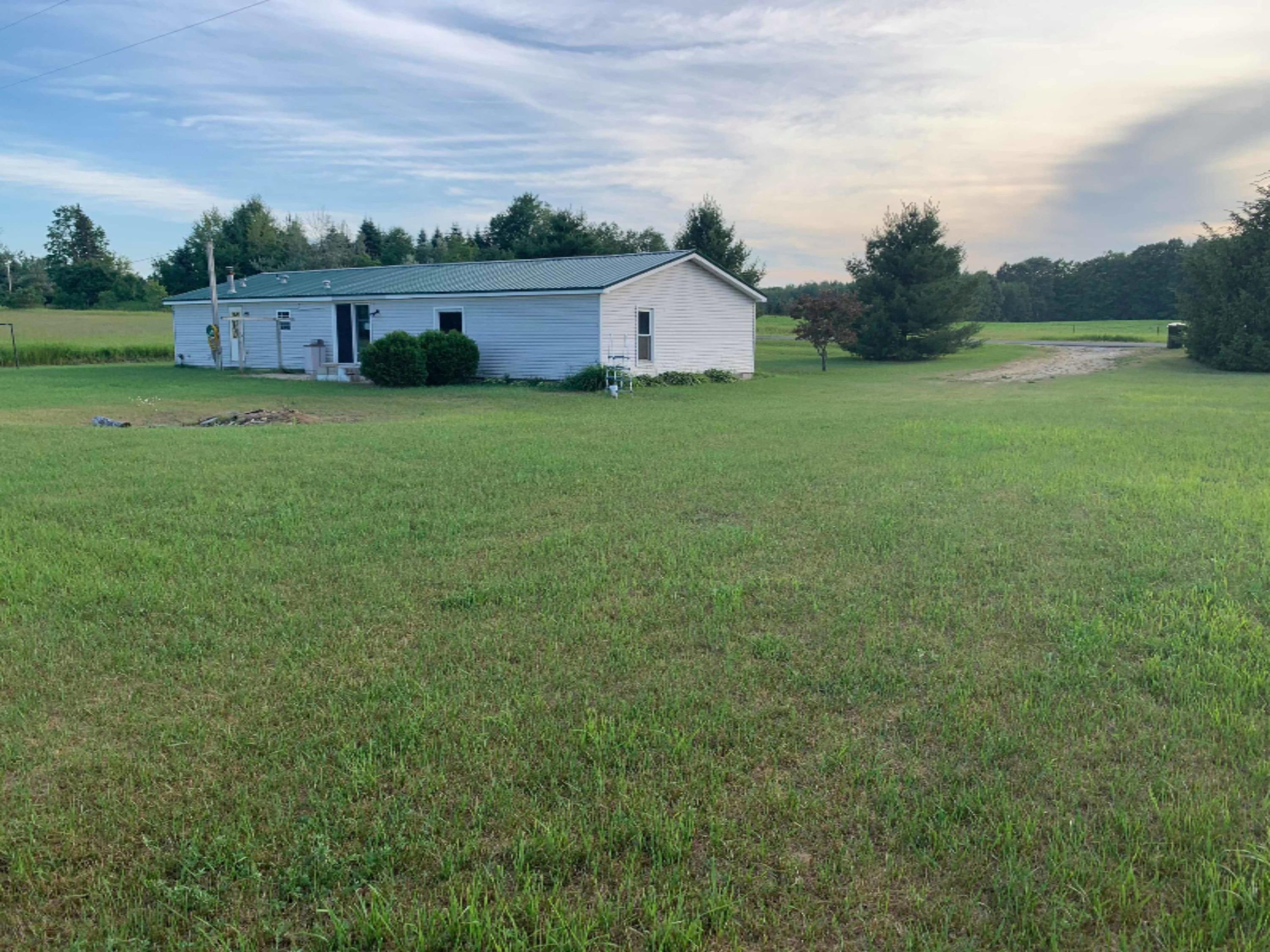 7191 South 25 Road Boon, MI 49618 - Photo 9 of 49 Yard View West