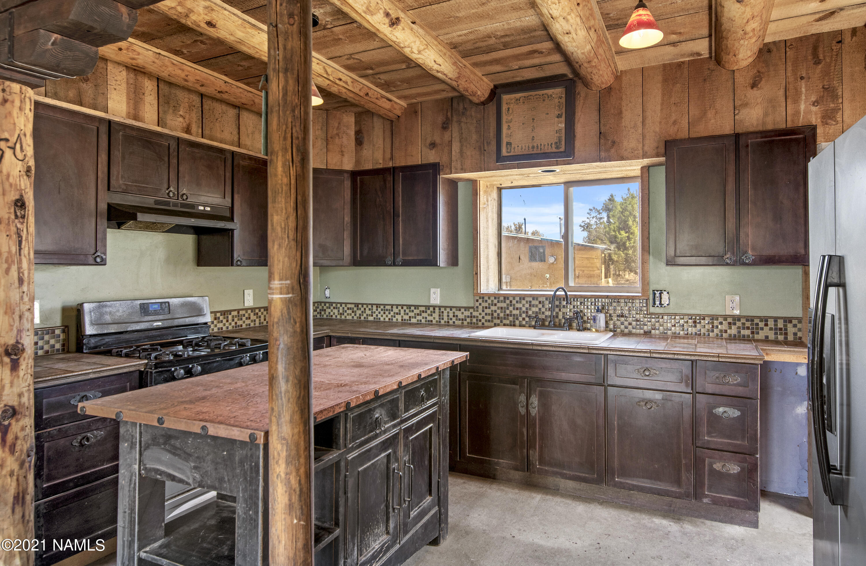 43 Leupp Road Flagstaff, AZ 86004 - Photo 3 of 35 DSC_3990