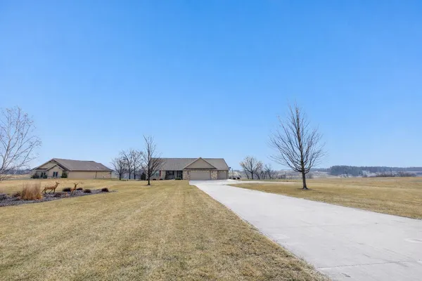 $999,900 | 4207 Lost Dauphin Road, Wrightstown, WI 54180