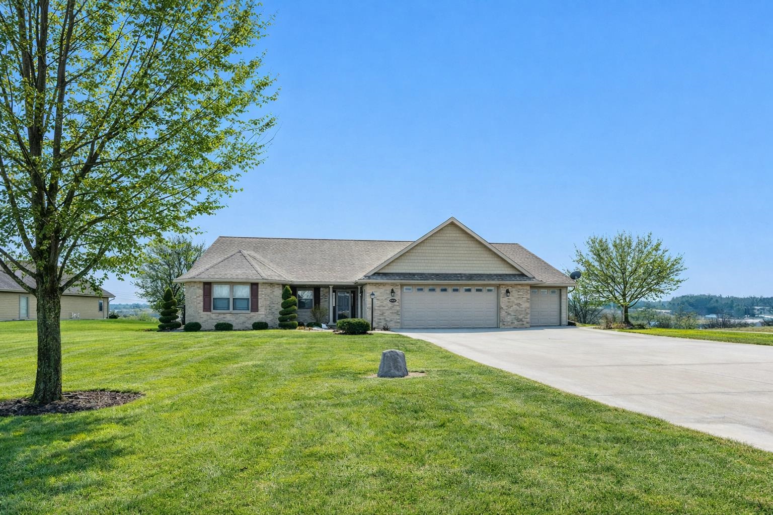 4207 Lost Dauphin Road Wrightstown, WI 54180 - Photo 40 of 42