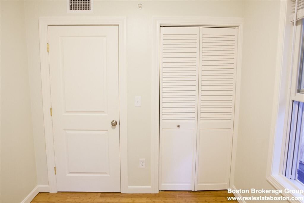 35 Forbes Street, Unit 2 Boston, MA 02130 - Photo 6 of 11