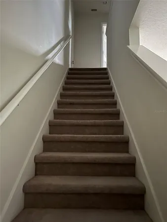 $2,000 | 4912 White Sanderling Court, Tampa, FL 33619
