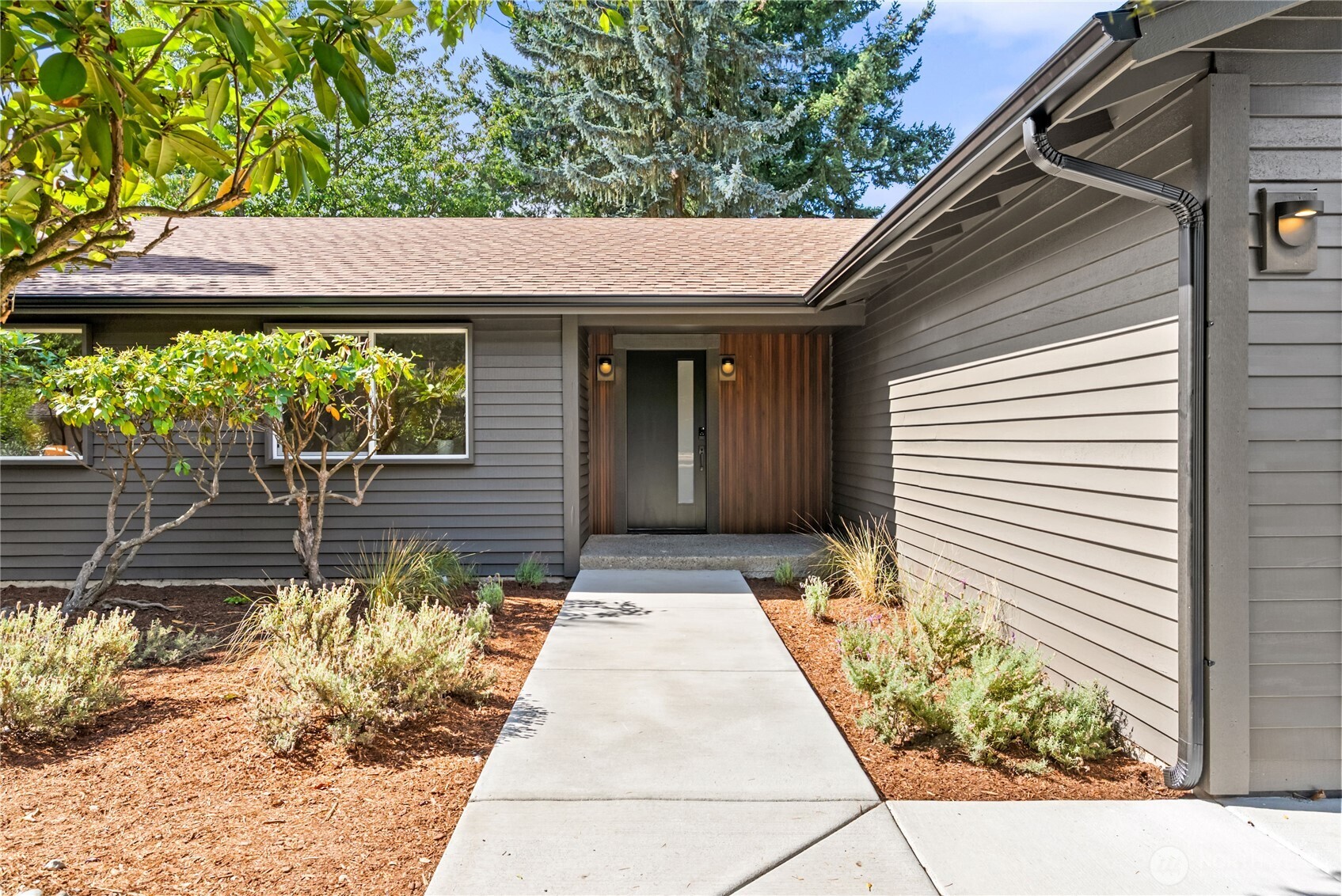 15203 111th Avenue Northeast Bothell, WA 98011 - Photo 2 of 37