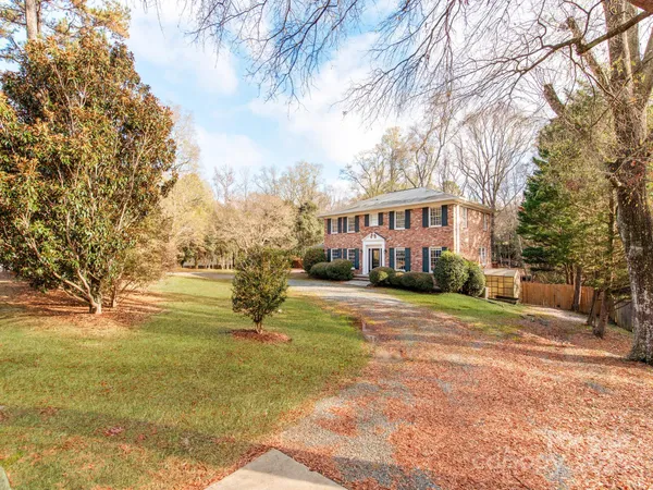 $770,000 | 1311 Burtonwood Circle, Charlotte, NC 28212