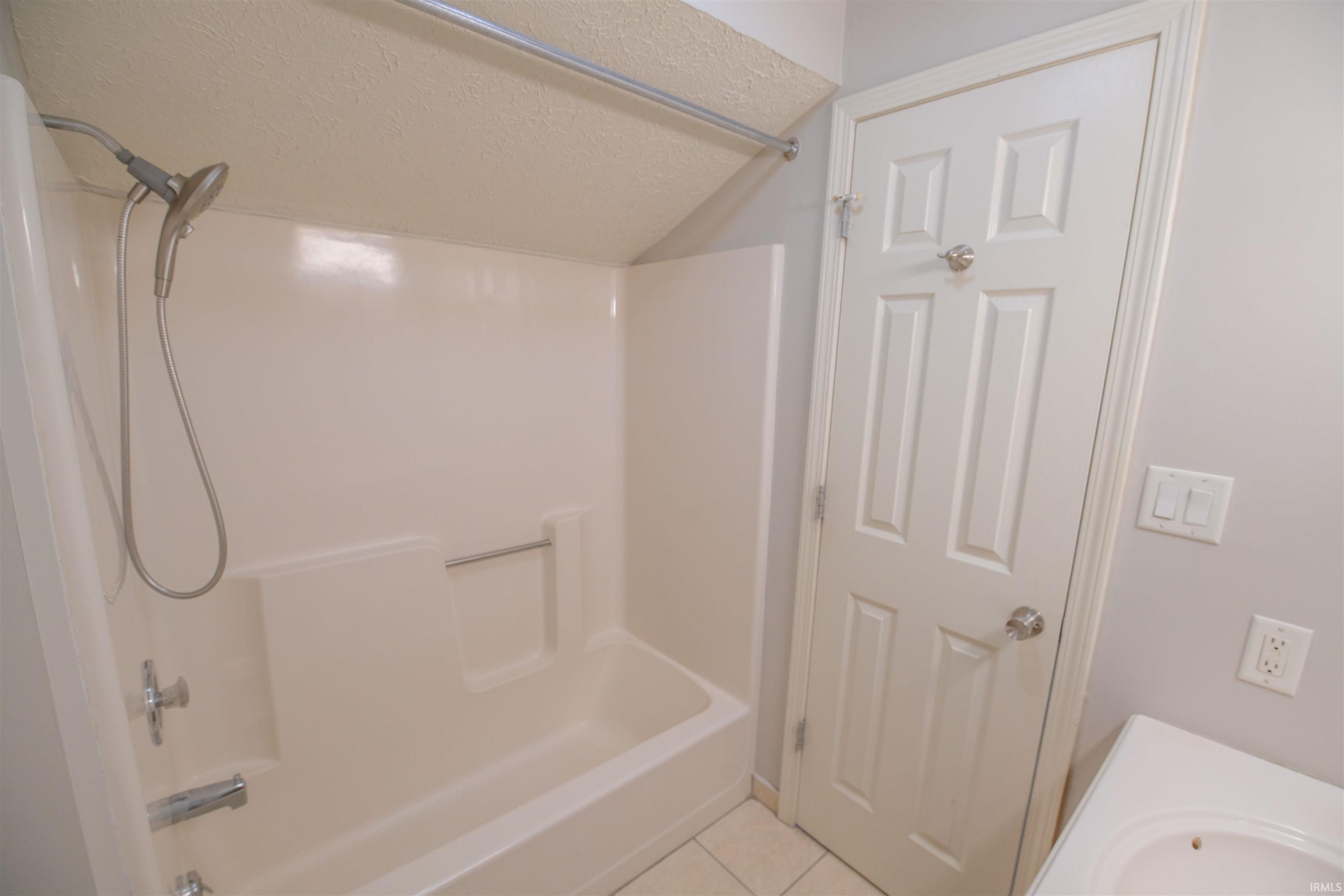 1376 South College Mall Road Bloomington, IN 47401 - Photo 20 of 35