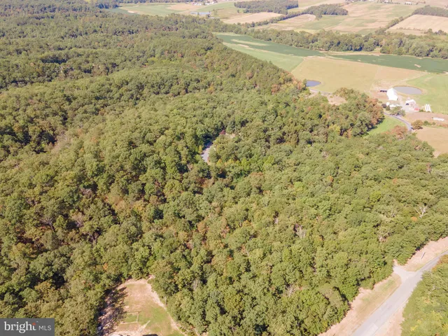 $919,000 | 82 Sabrina Lane, Gerrardstown, WV 25420