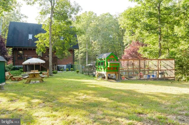 $895,000 | 82 Sabrina Lane, Gerrardstown, WV 25420