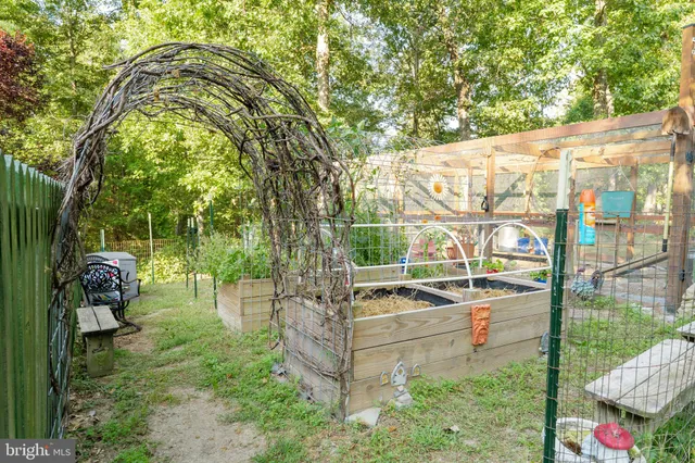 $895,000 | 82 Sabrina Lane, Gerrardstown, WV 25420