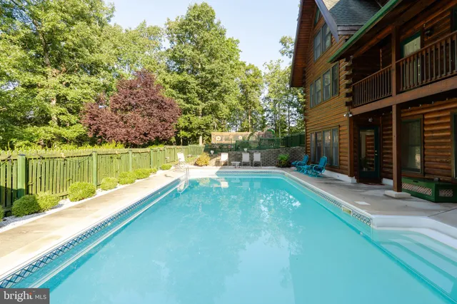 $895,000 | 82 Sabrina Lane, Gerrardstown, WV 25420