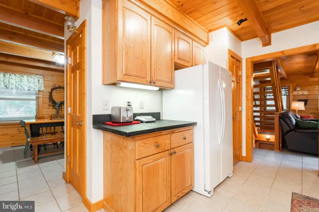 $895,000 | 82 Sabrina Lane, Gerrardstown, WV 25420