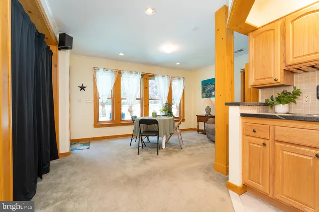 $895,000 | 82 Sabrina Lane, Gerrardstown, WV 25420