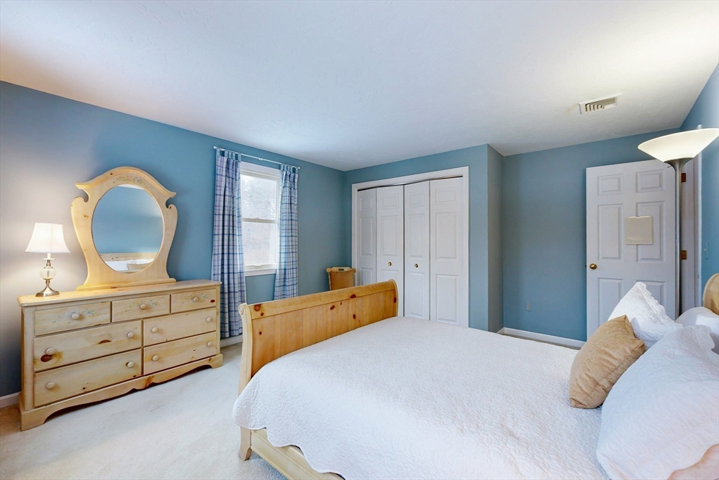 3 Copperwood Road Medfield, MA 02052 - Photo 25 of 41