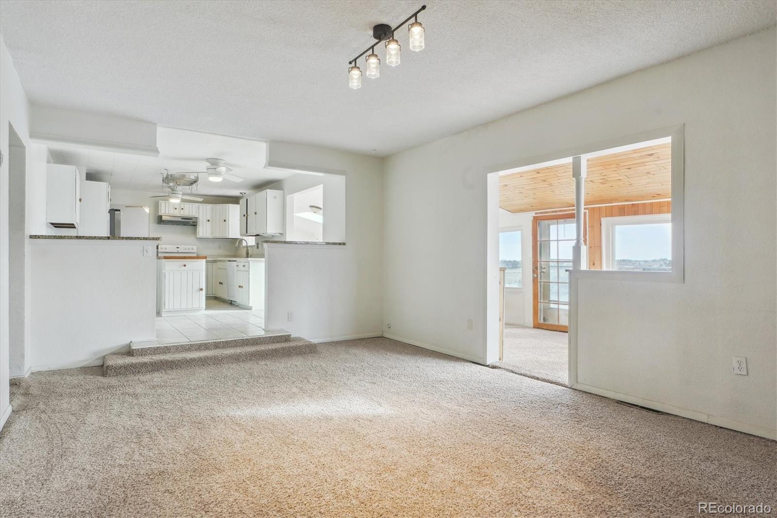 8566 Flintwood Road Parker, CO 80138 - Photo 9 of 26