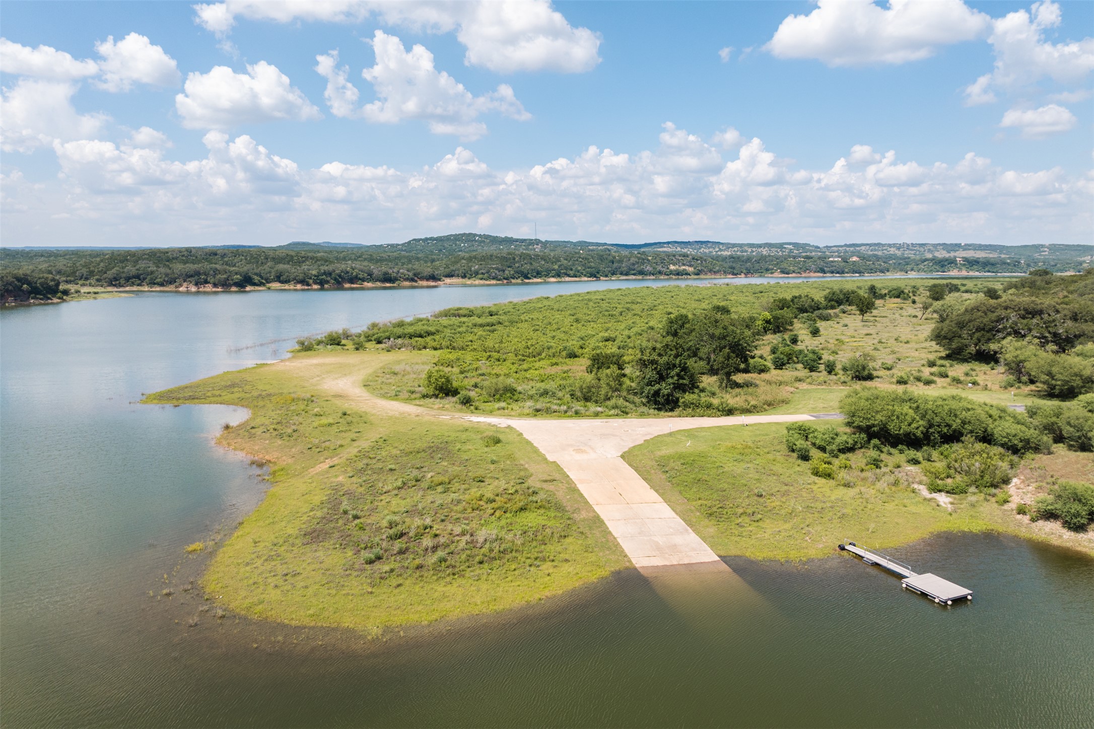 828 Wesley Ridge Drive Spicewood, TX 78669 - Photo 11 of 19 One of the two community's private boat ramps.