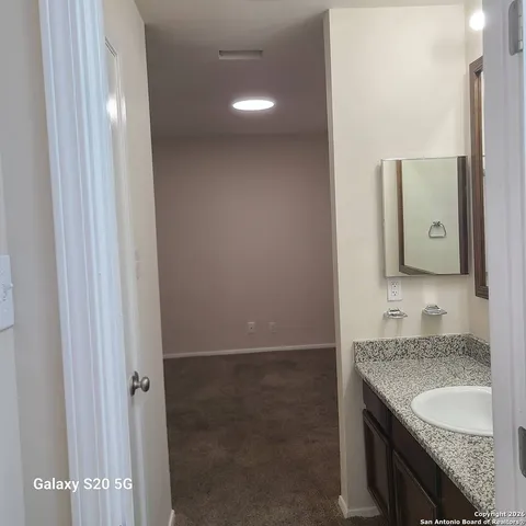 $1,050 | 10527 Perrin Beitel, Unit A108, San Antonio, TX 78217