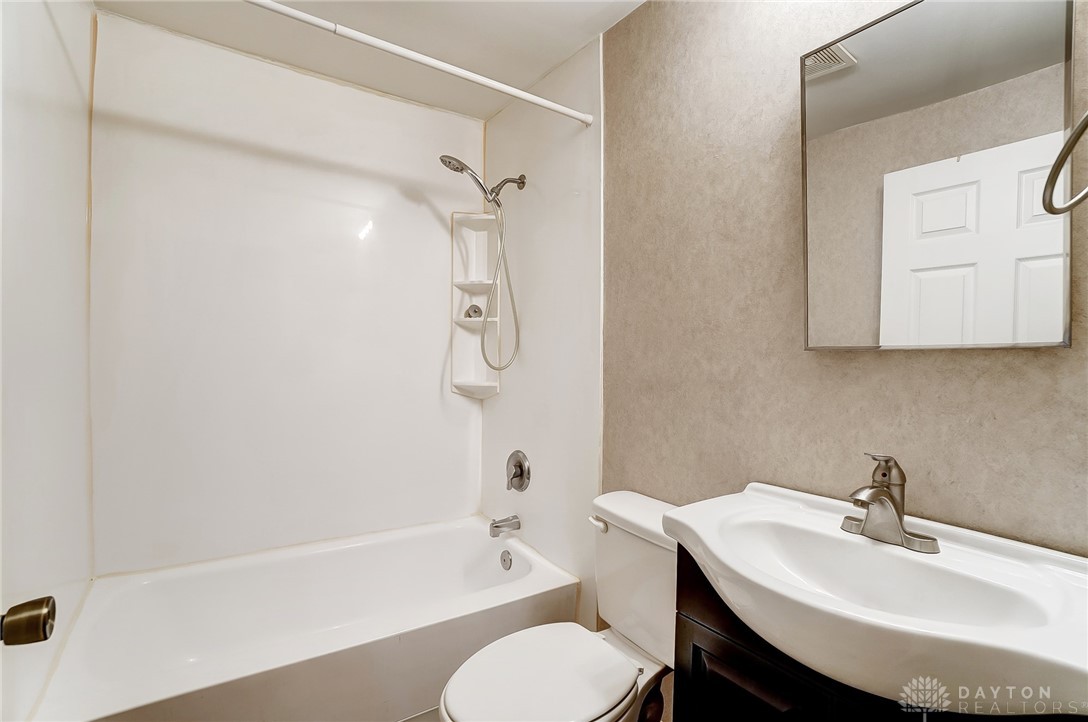 5923 Olive Road Franklin, OH 45005 - Photo 10 of 19