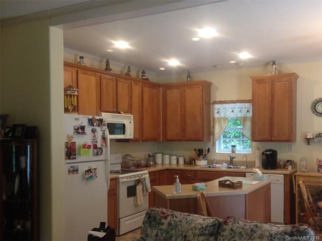 105 North Spring Street Old Fort, NC 28762 - Photo 9 of 11
