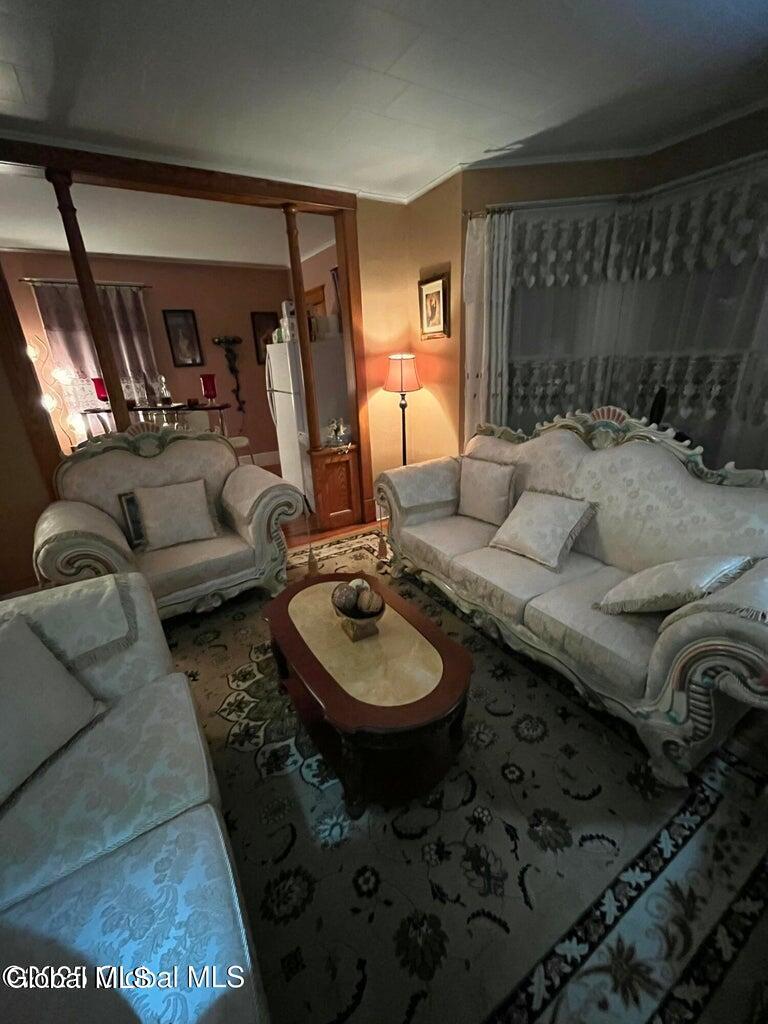 240-242 Vrooman Avenue, Unit 2 Amsterdam, NY 12010 - Photo 8 of 13 20250312214801174508000000-o