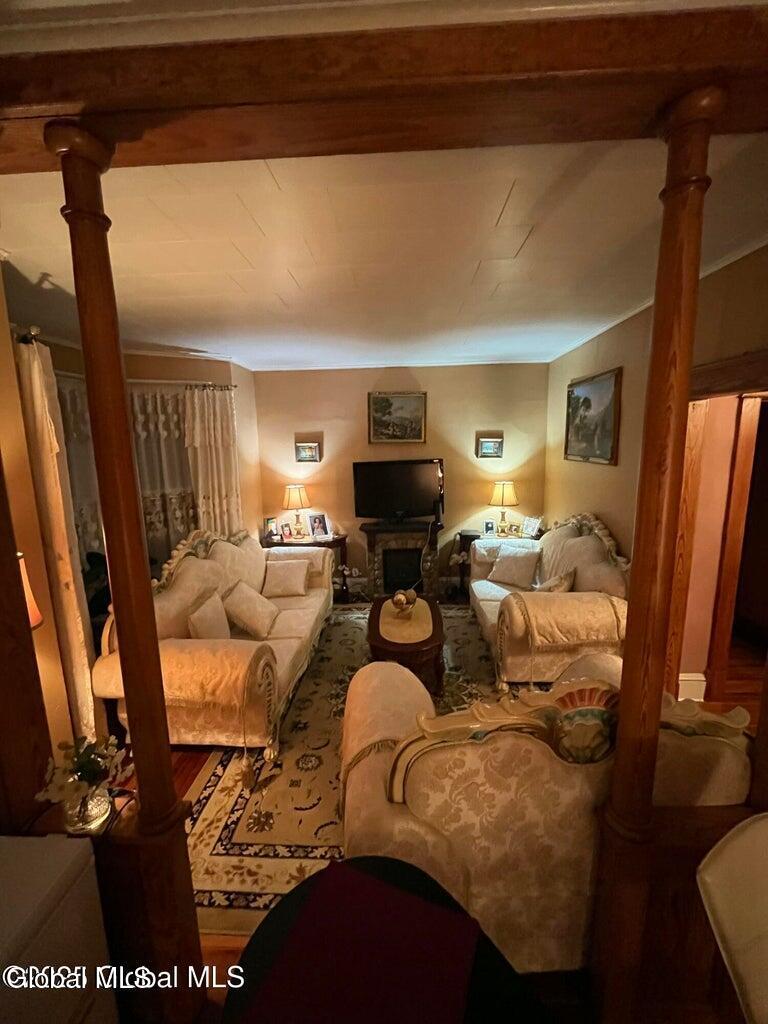 240-242 Vrooman Avenue, Unit 2 Amsterdam, NY 12010 - Photo 9 of 13 20250312214758673081000000-o