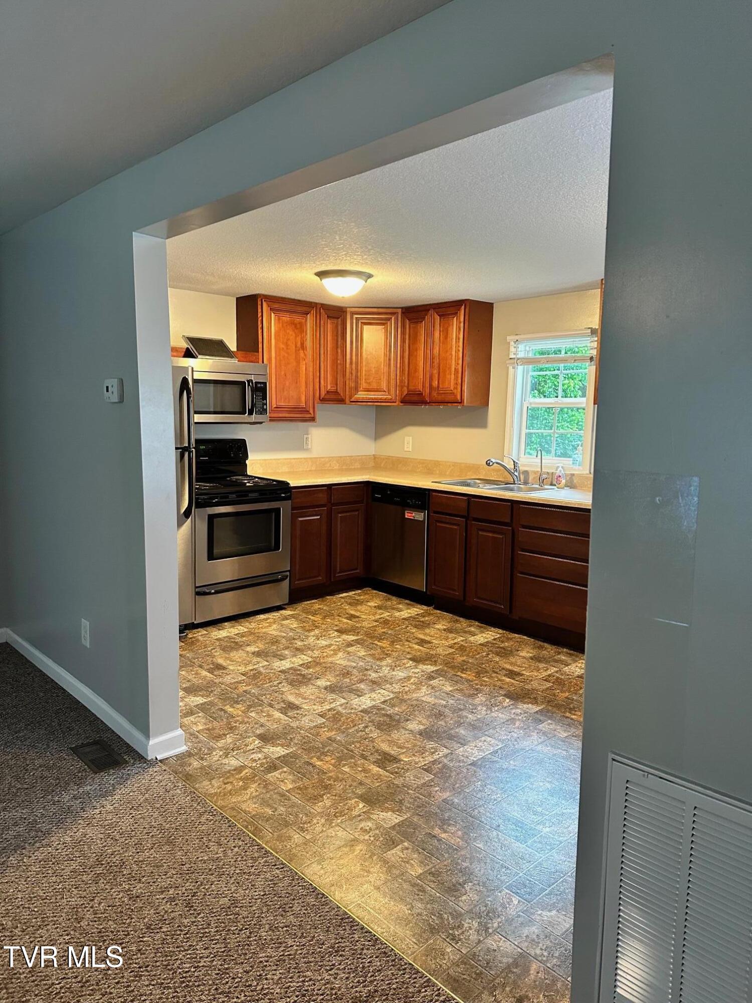 2426 Old Lewis Road, Unit 2B Johnson City, TN 37601 - Photo 42 of 47 IMG_5673