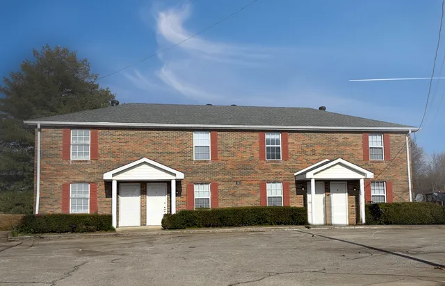 $830 | 363 Peabody Drive, Unit 2, Clarksville, TN 37042