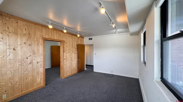 $950 | 1211 Main Avenue, Unit 5 & 6, Durango, CO 81301